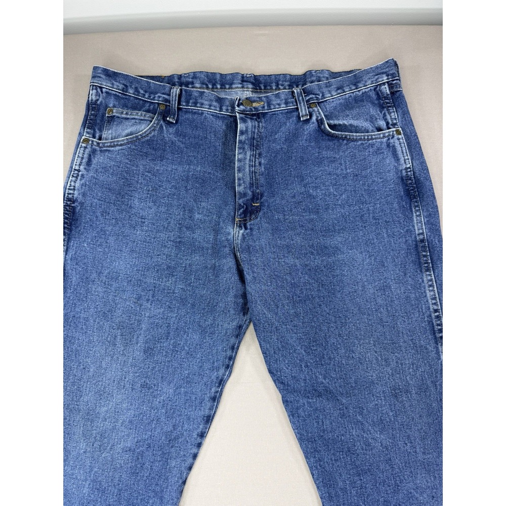 Wrangler Jeans Men's 40X29 Blue Denim Medium Wash Rugged Wear Embroidered W - Picture 3 of 12